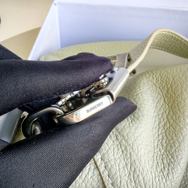 Burberry Satchel Bags 4115A-0027