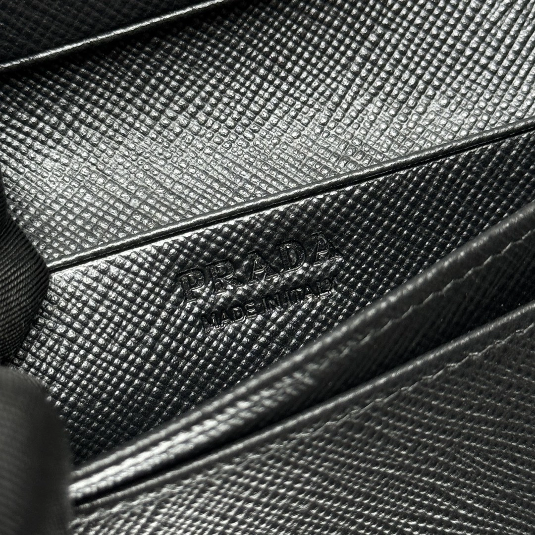 PradaWallets 4135D-0083