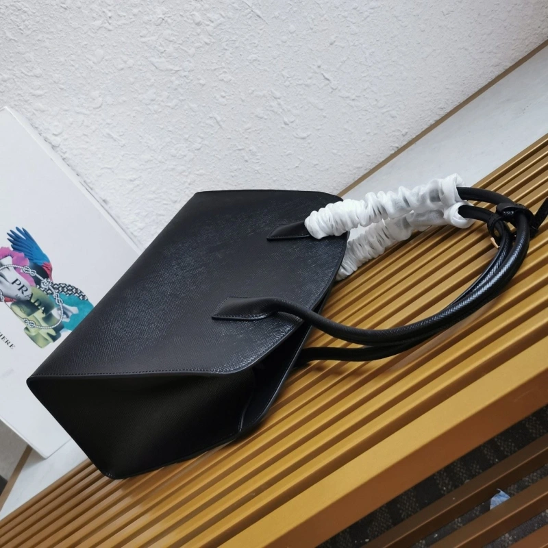 Pra*a shopping bags 4137d-0151