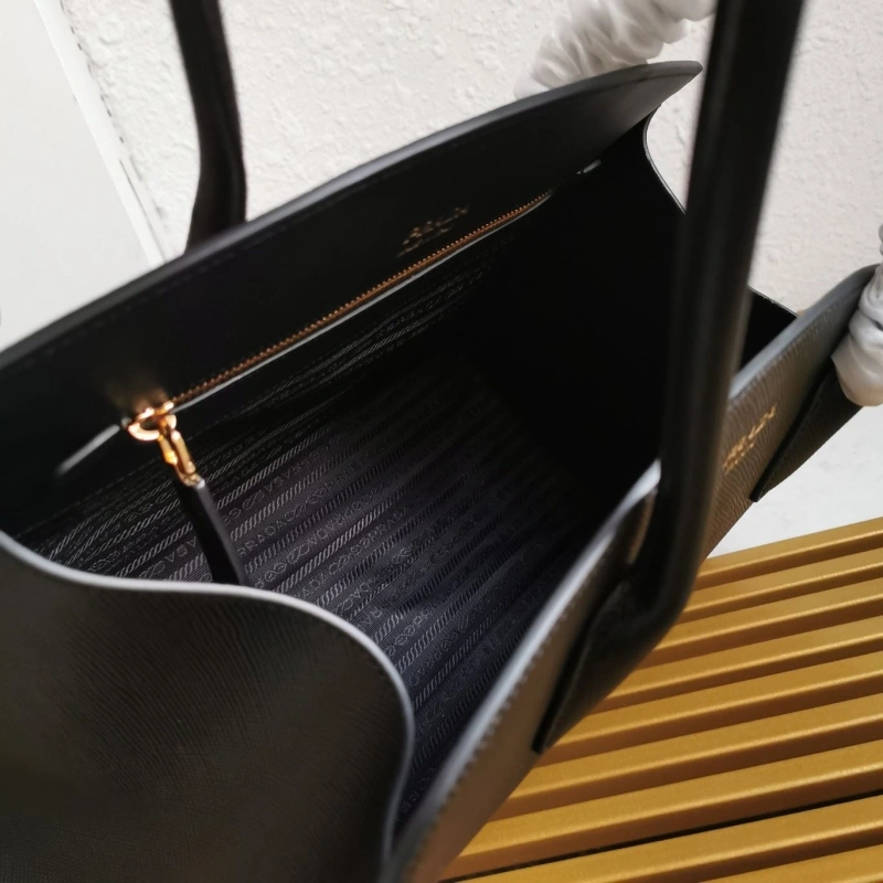 Pra*a shopping bags 4137d-0151