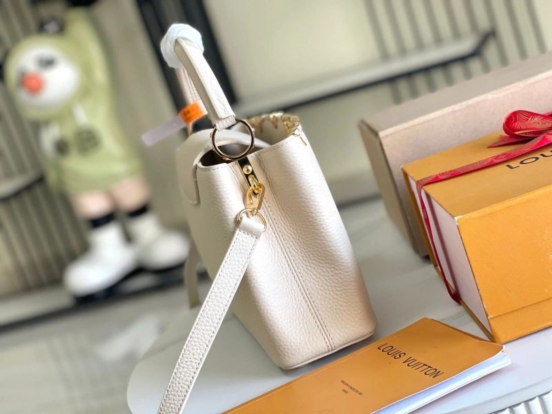 LV Capucines Bags 4171D-0099