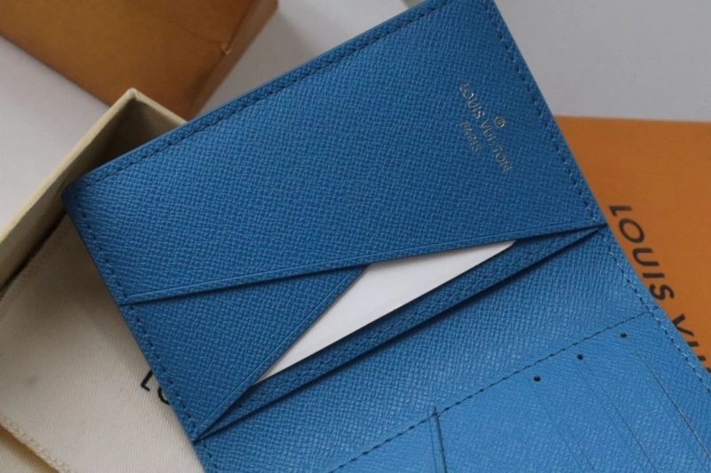 LV Wallets 4178A-0006