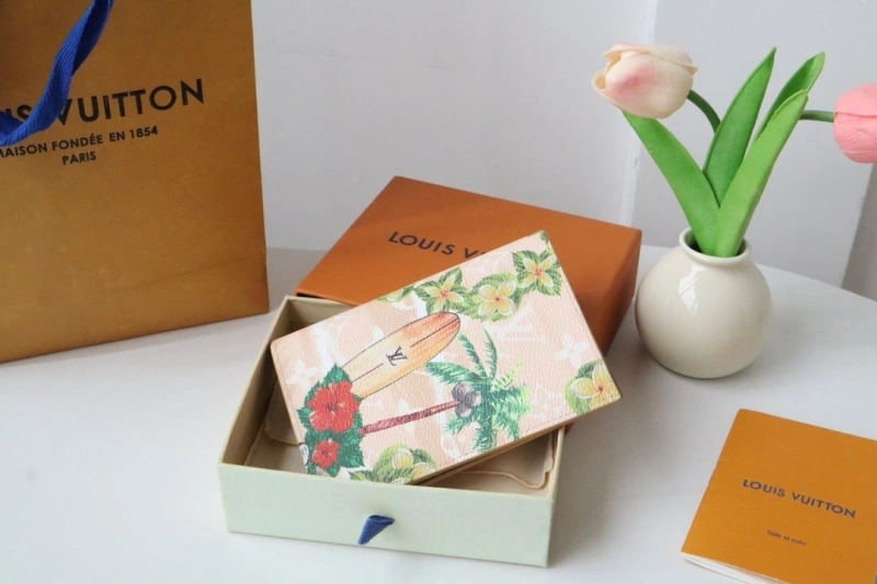 LV Wallets 4178A-0012