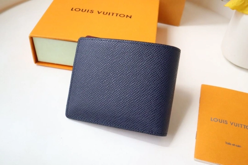 LV Wallets 4178A-0027