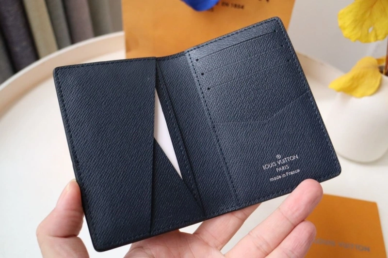 LV Wallets 4178A-0030