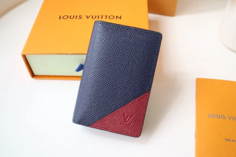 LV Wallets 4178A-0031