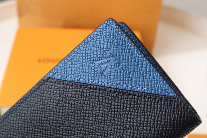 LV Wallets 4178A-0032