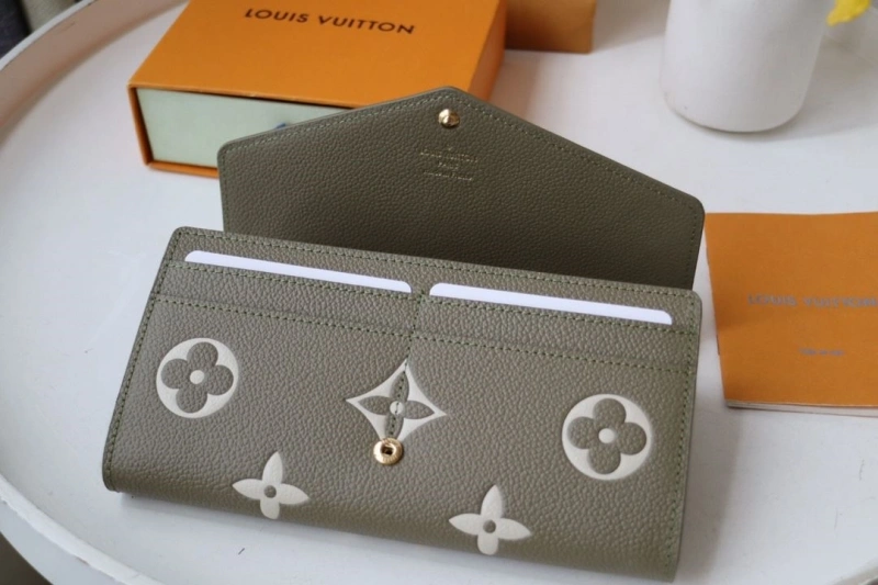LV Wallets 4178A-0046