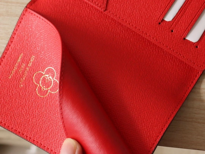 LV Wallets 4178A-0047