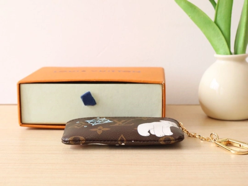 LV Wallets 4178A-0048