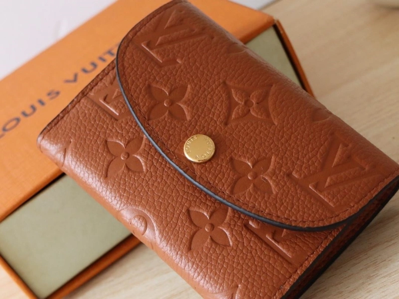 LV Wallets 4178A-0051