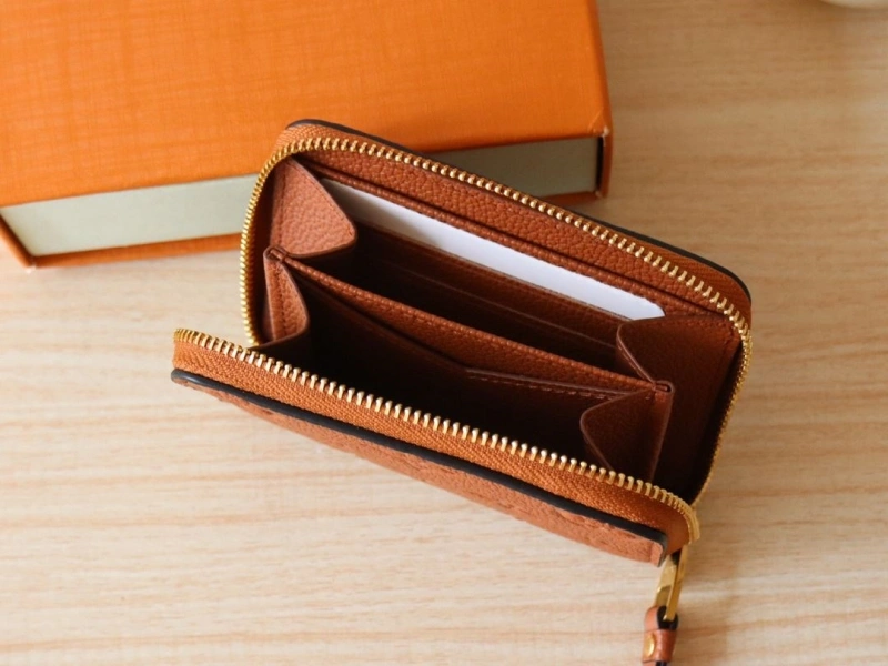 LV Wallets 4178A-0052