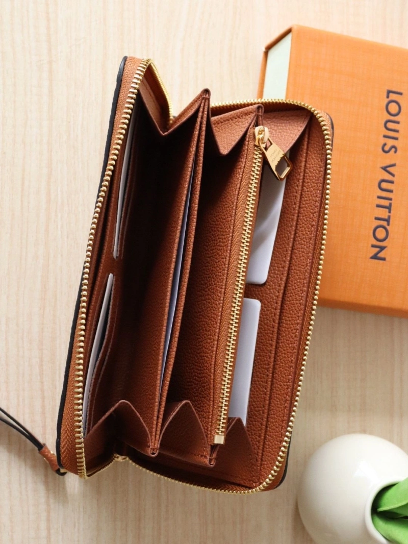 LV Wallets 4178A-0054