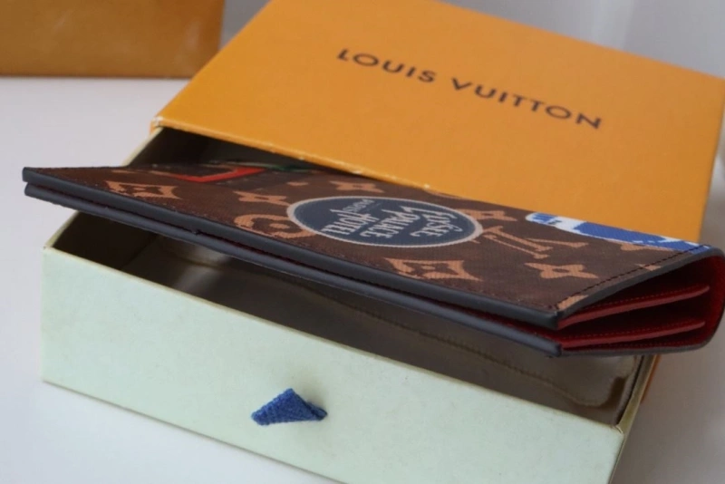 LV Wallets 4178A-0115