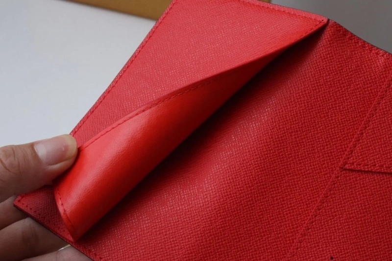 LV Wallets 4178A-0115