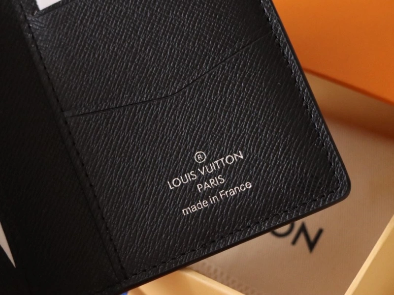 LV Wallets 4178A-0125