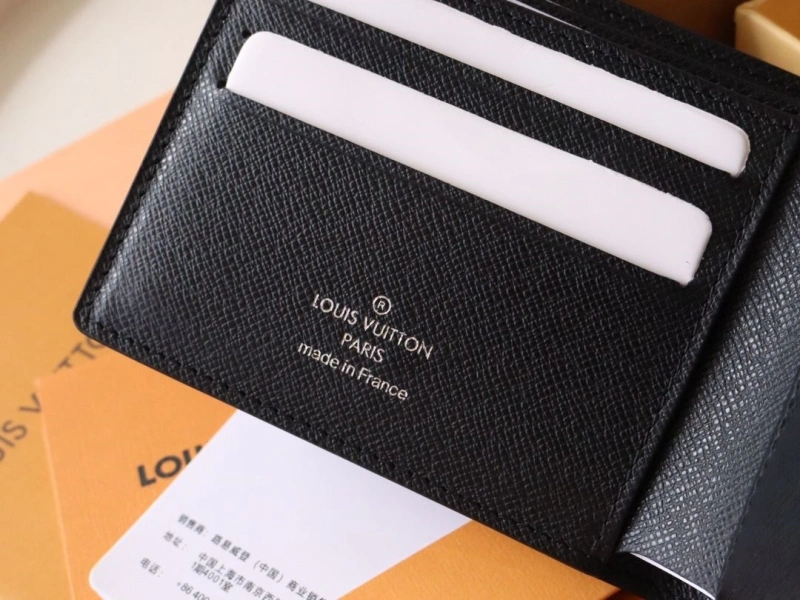 LV Wallets 4178A-0129