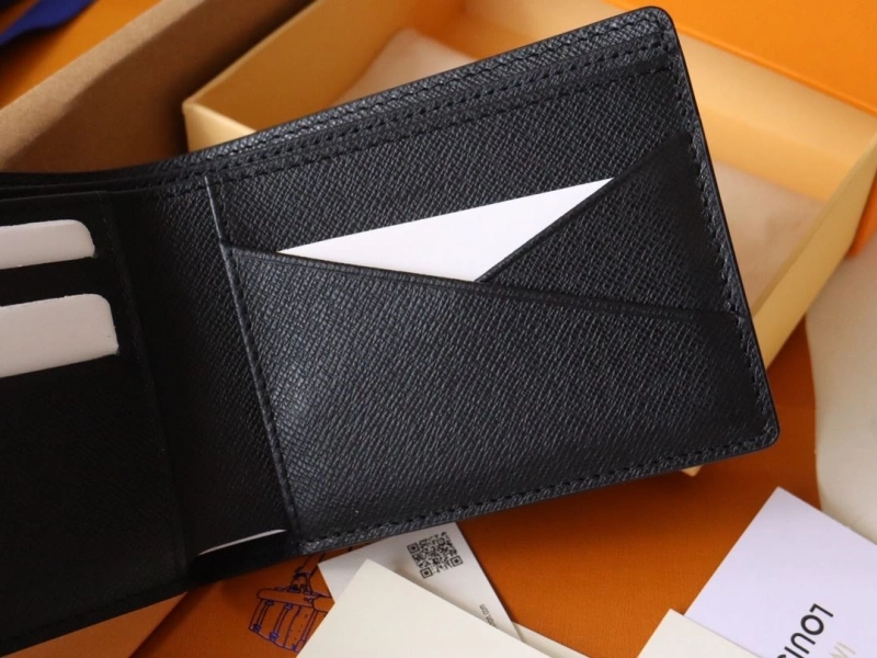 LV Wallets 4178A-0129