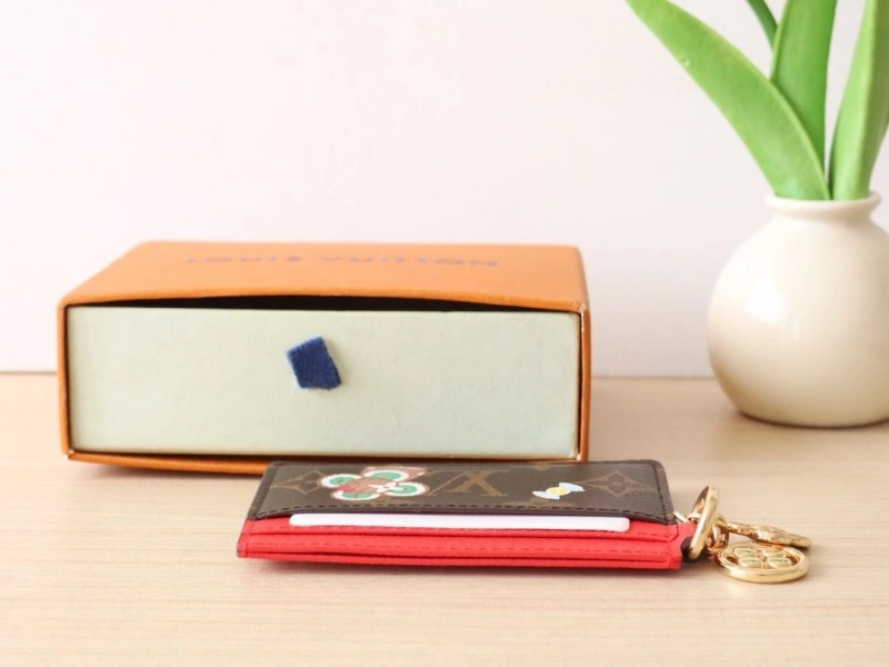 LV Wallets 4178A-0140