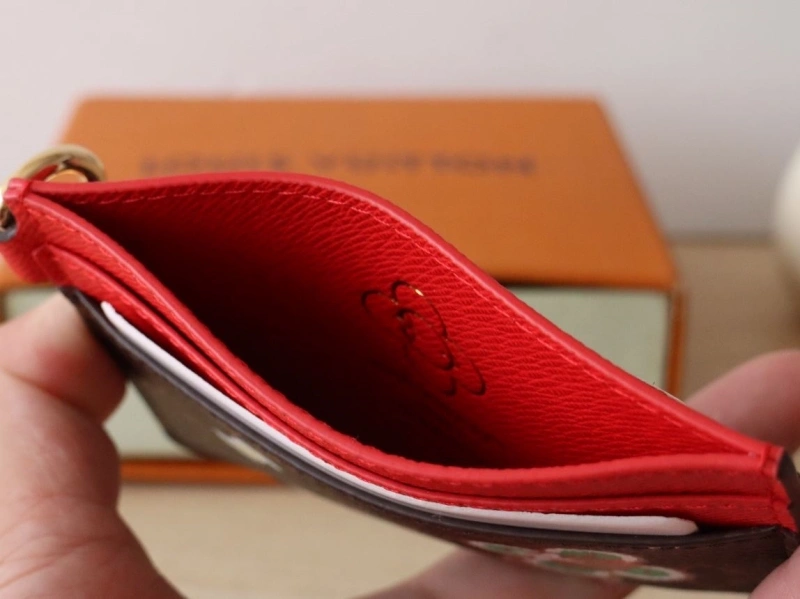 LV Wallets 4178A-0140