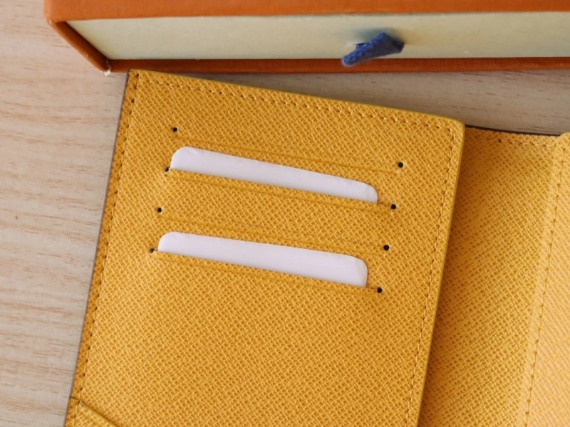 LV Wallets 4178A-0148