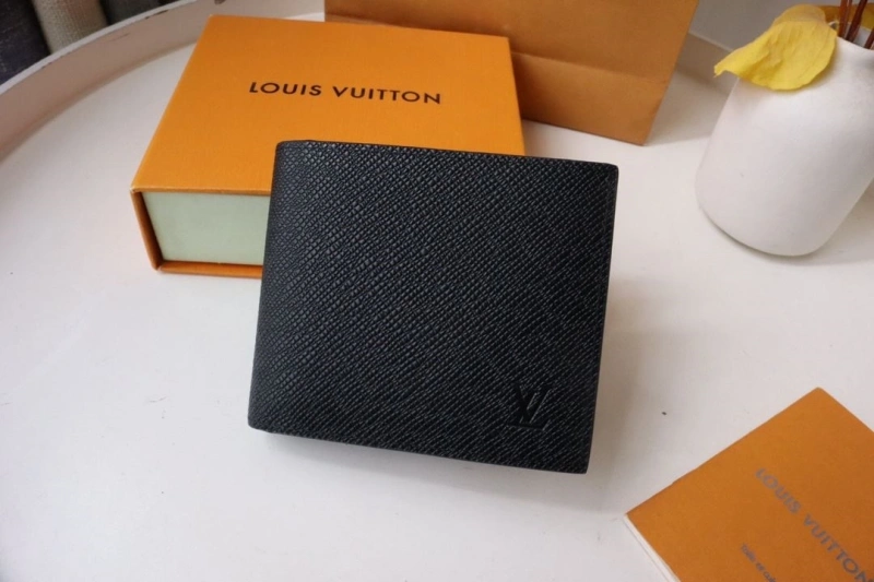 LV Wallets 4178A-0165