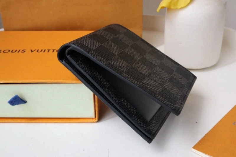 LV Wallets 4178A-0166