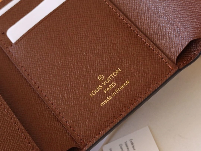 LV Wallets 4178A-0190