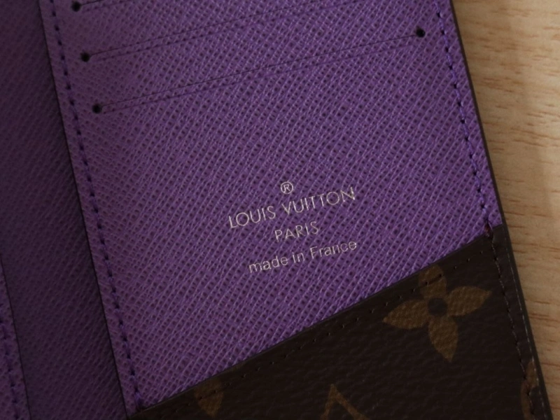 LV Wallets 4178A-0203