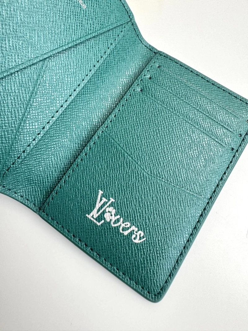 LV Wallets 4178A-0241