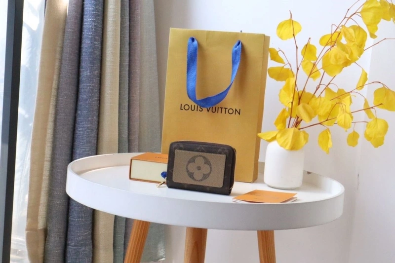 LV Wallets 4178A-0264