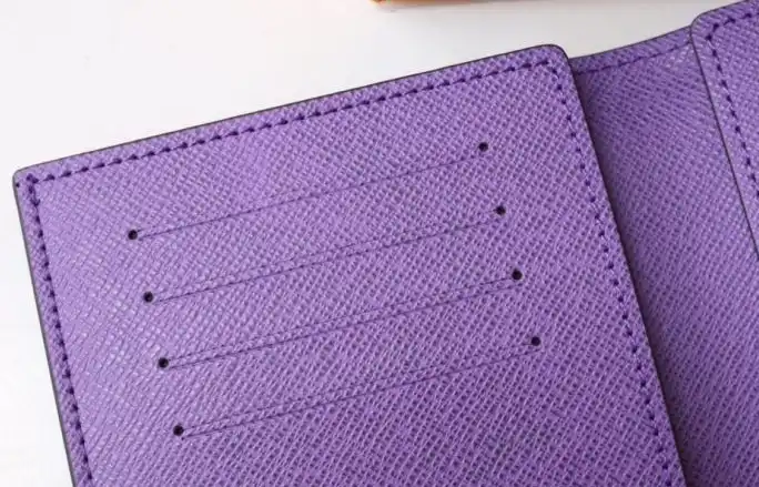 LV Wallets 4178D-0007