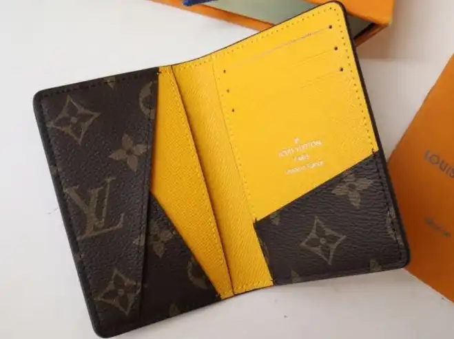 LV Wallets 4178D-0011