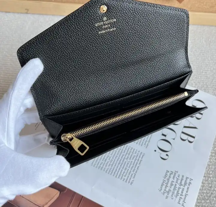 LV Wallets 4178D-0162