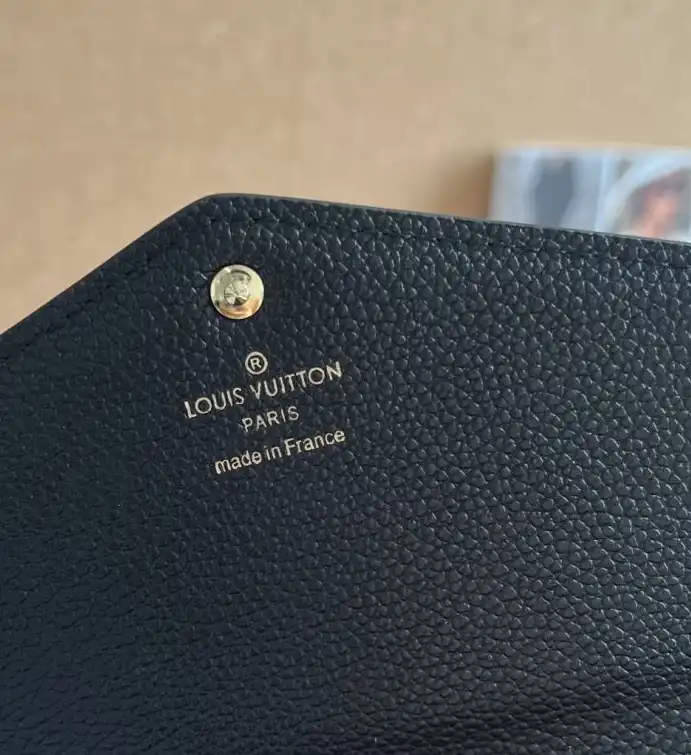 LV Wallets 4178D-0162