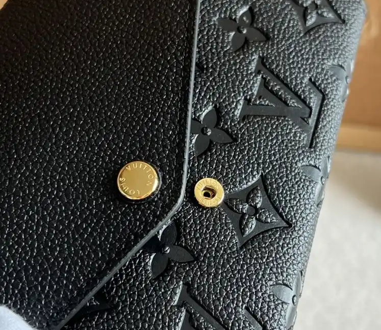 LV Wallets 4178D-0162