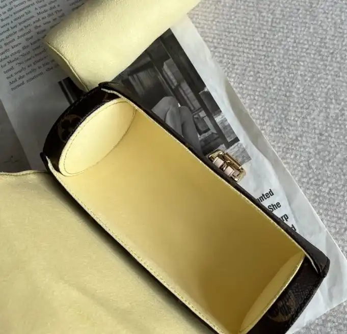 LV Round Bags 4178D-0165