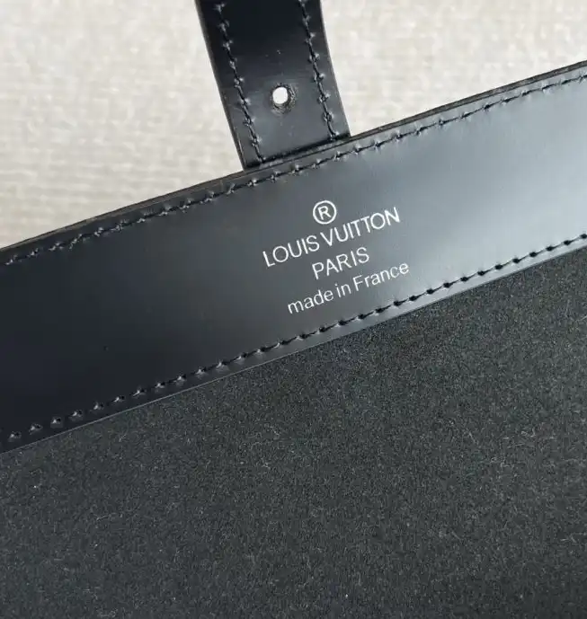 LV Round Bags 4178D-0166