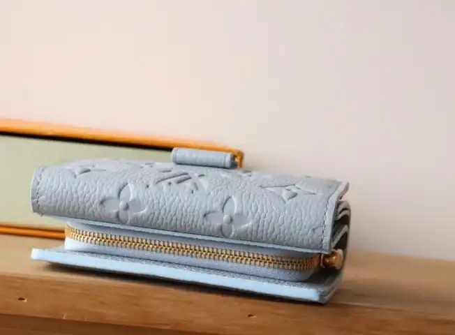 LV Wallets 4178D-0172