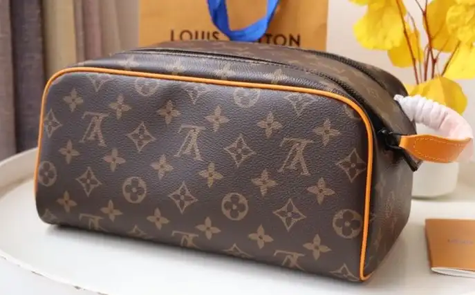 LV Cosmetic Bags 4178D-0178