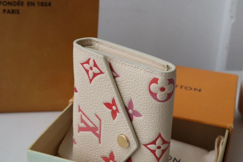 LV Wallets 4178H-0008