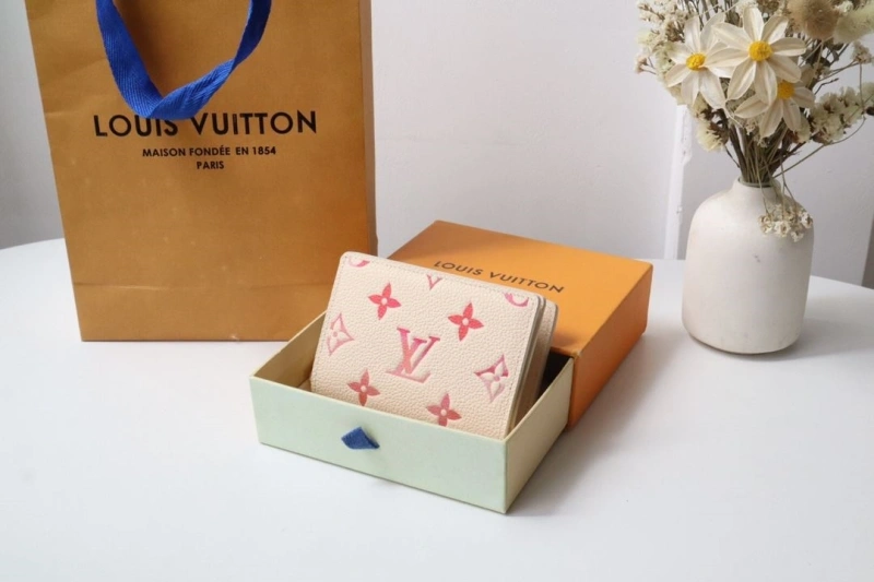 LV Wallets 4178H-0010