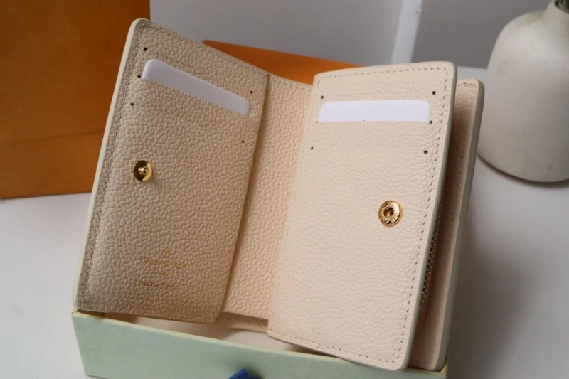 LV Wallets 4178H-0010