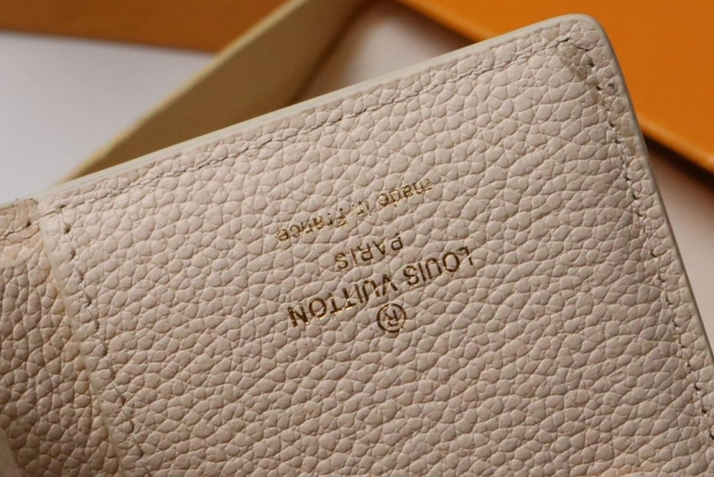 LV Wallets 4178H-0010