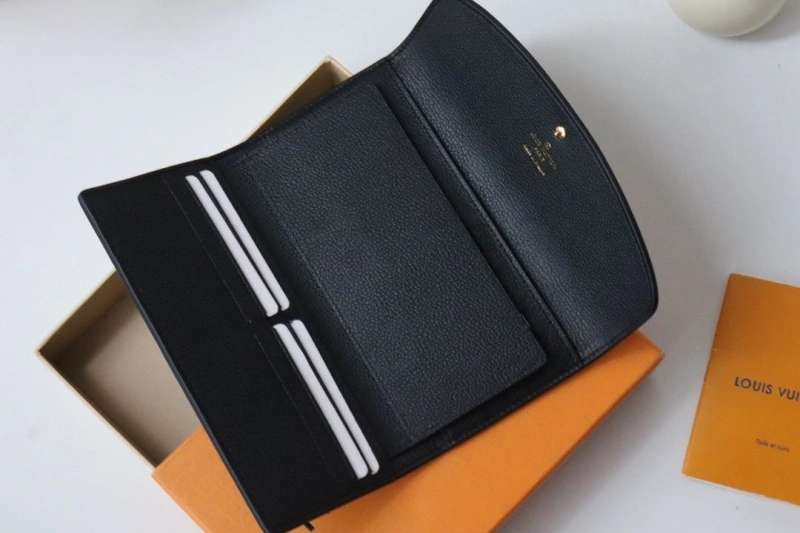 LV Wallets 4178H-0013