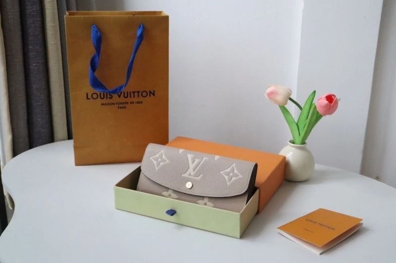 LV Wallets 4178H-0014