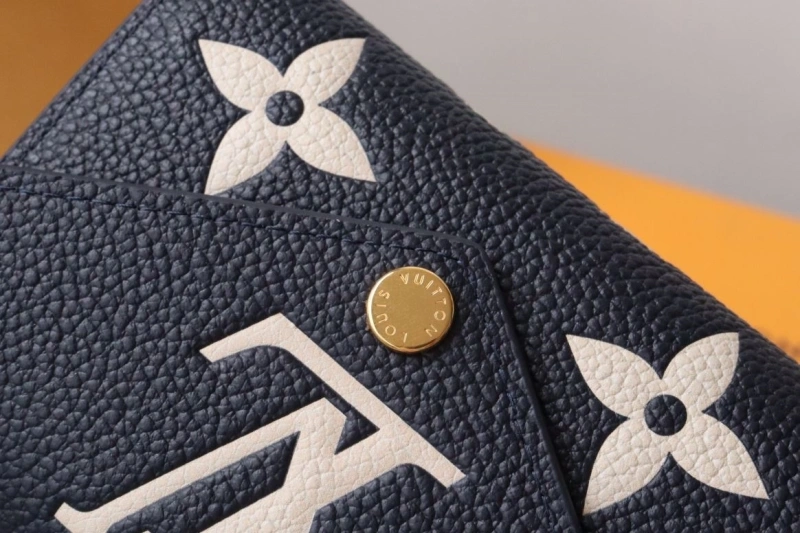 LV Wallets 4178H-0020