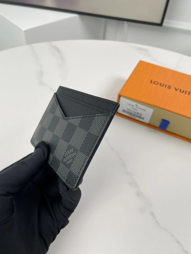 LV Wallets 4178H-0058