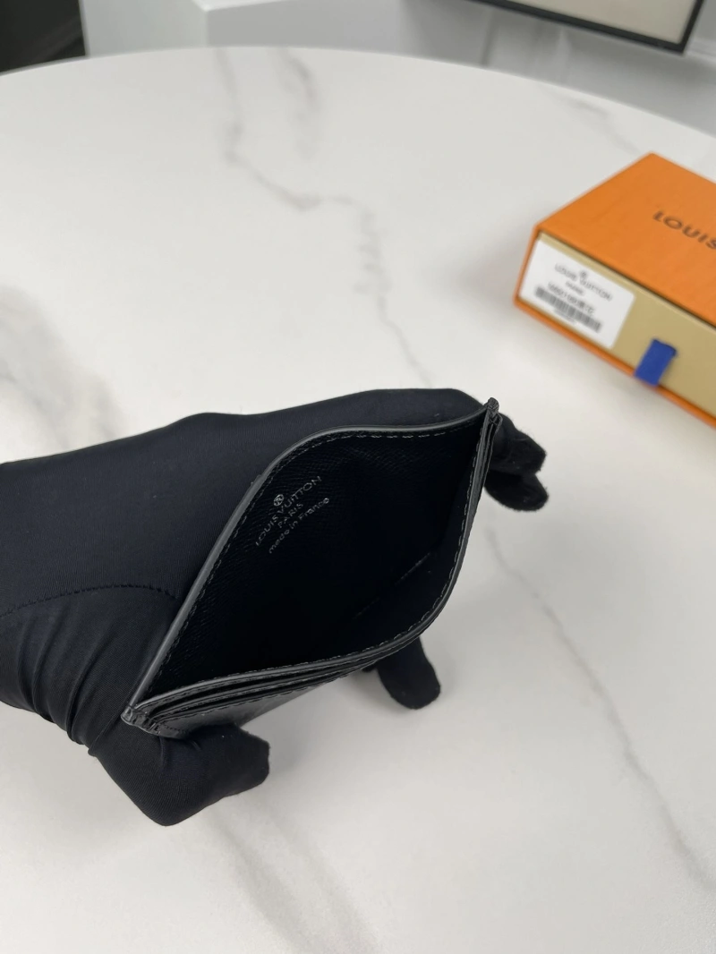 LV Wallets 4178H-0059