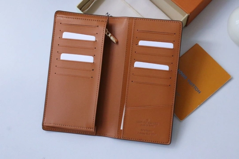 LV Wallets 4178H-0085